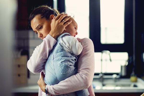 How to calm a crying baby